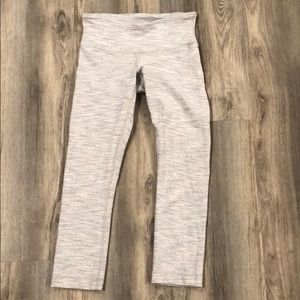 Lululemon wunder under crops